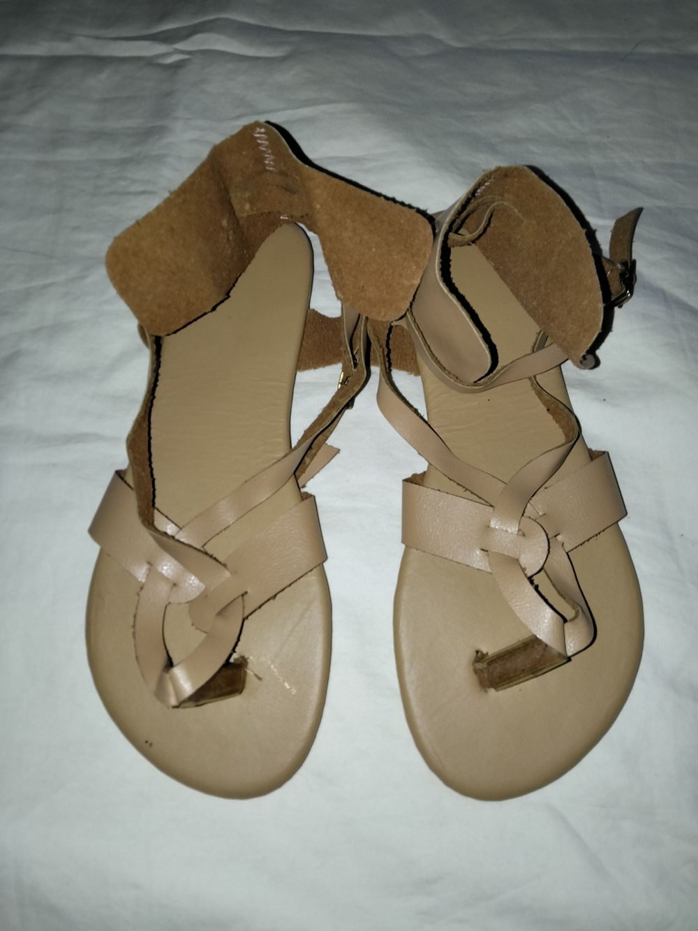Source Unknown Beige Knot-Front Ankle-Strap Sandals